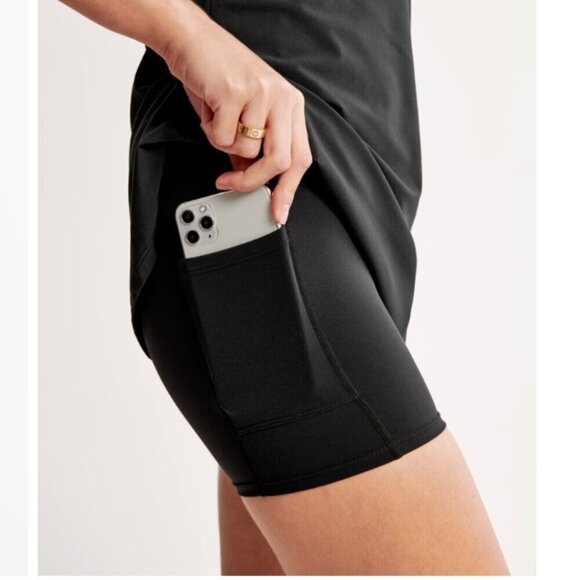 Aerie Traveler Mini Dress Black White Size Medium - Picture 3 of 8